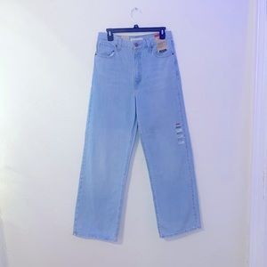LEVIS HIGH WAISTED STRAIGHT JEAN SIZE 29